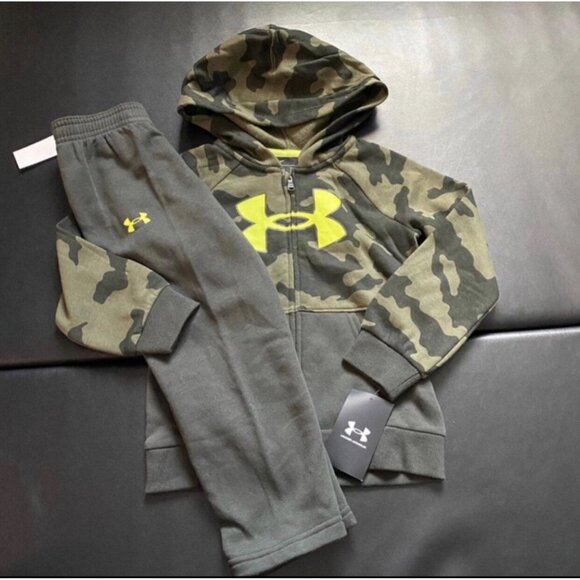 NWT Under Armour Hoodie & jogger Set Boys Size 4T